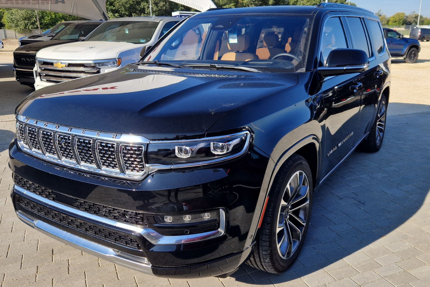 JEEP GRAND WAGONEER Bérlés