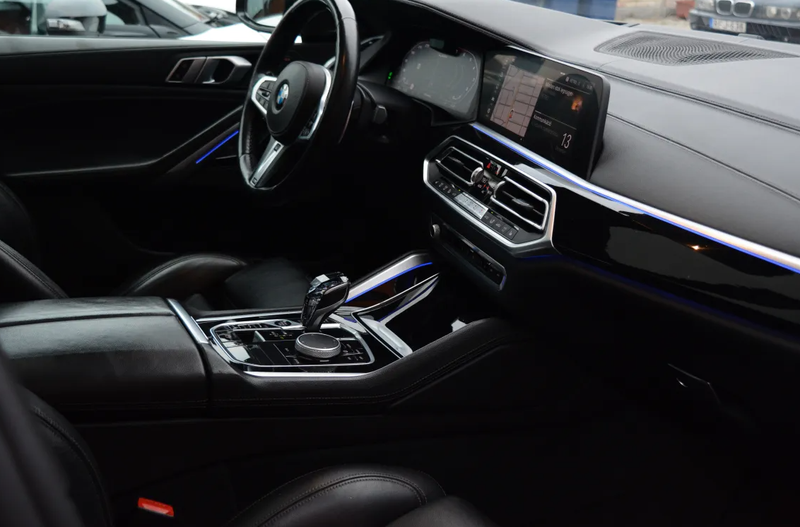BMW X6 M50l Bérlés