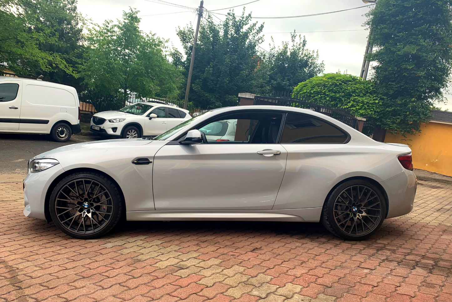 BMW M2 Competition - utcai vezetés- ajándékkártya