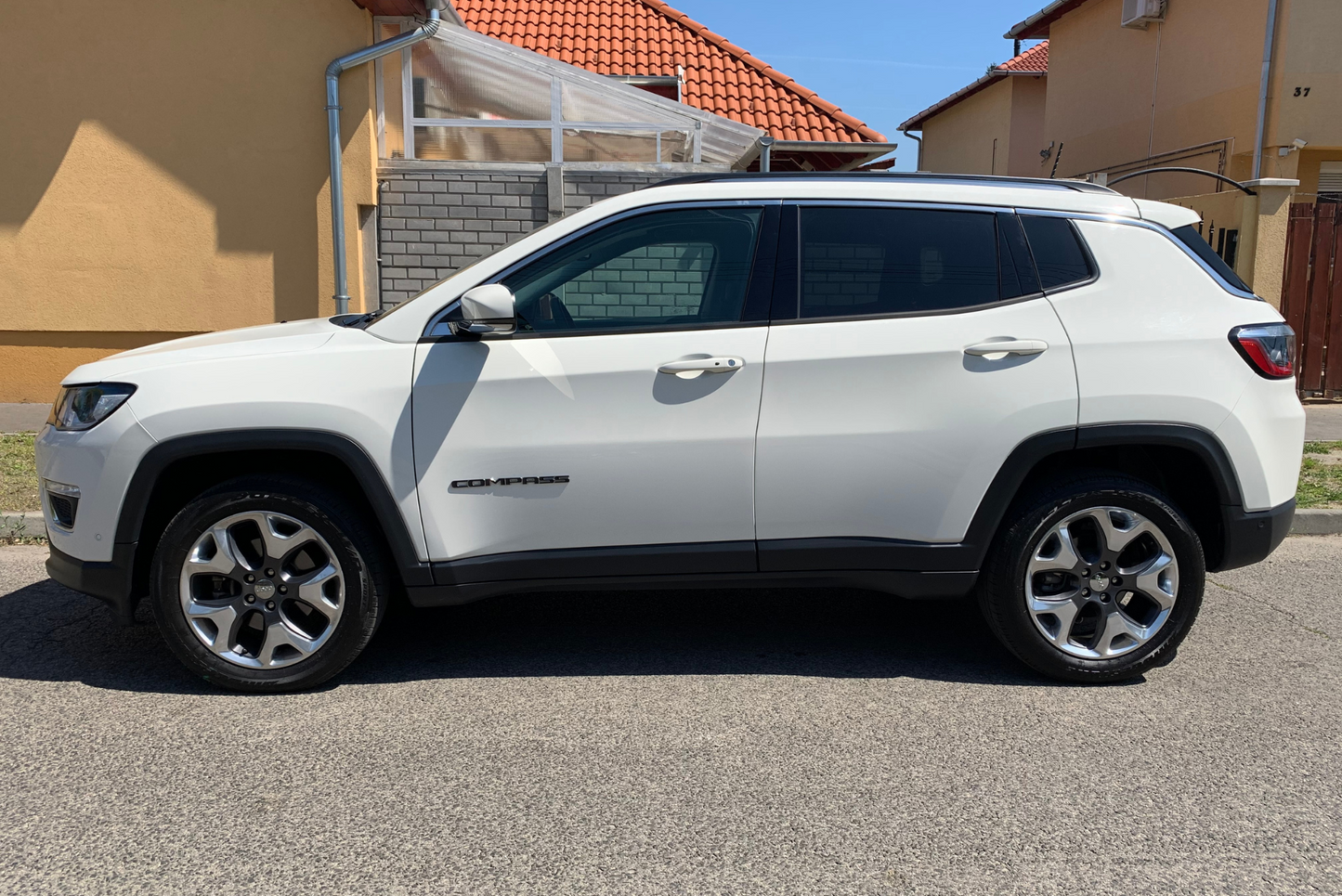 JEEP COMPASS 2.0D LIMITED 4X4 Bérlés