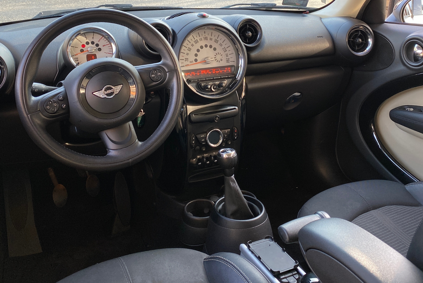 MINI COUNTRYMAN 1.6D Bérlés