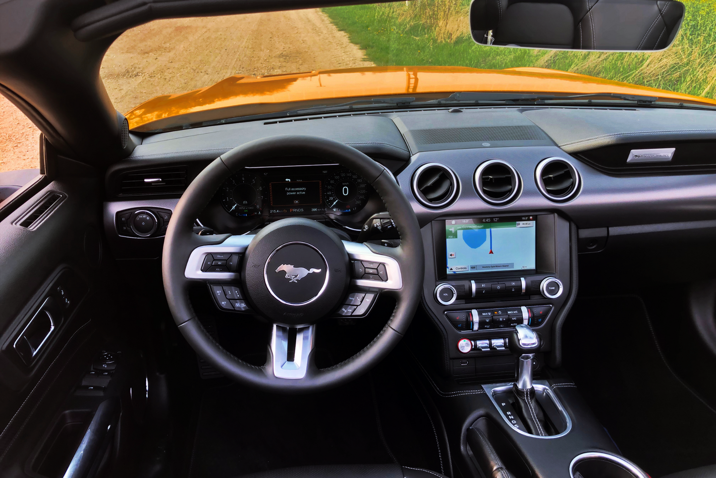 Ford Mustang Convertible 5.0 V8 Narancs - Utcai vezetés - ajándékkártya