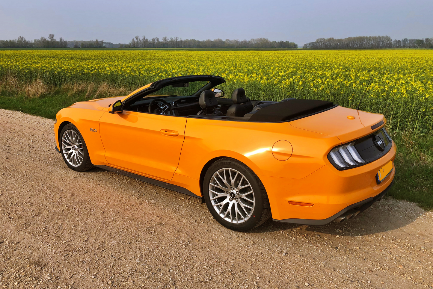 Ford Mustang Convertible 5.0 V8 Narancs - Utcai vezetés - ajándékkártya