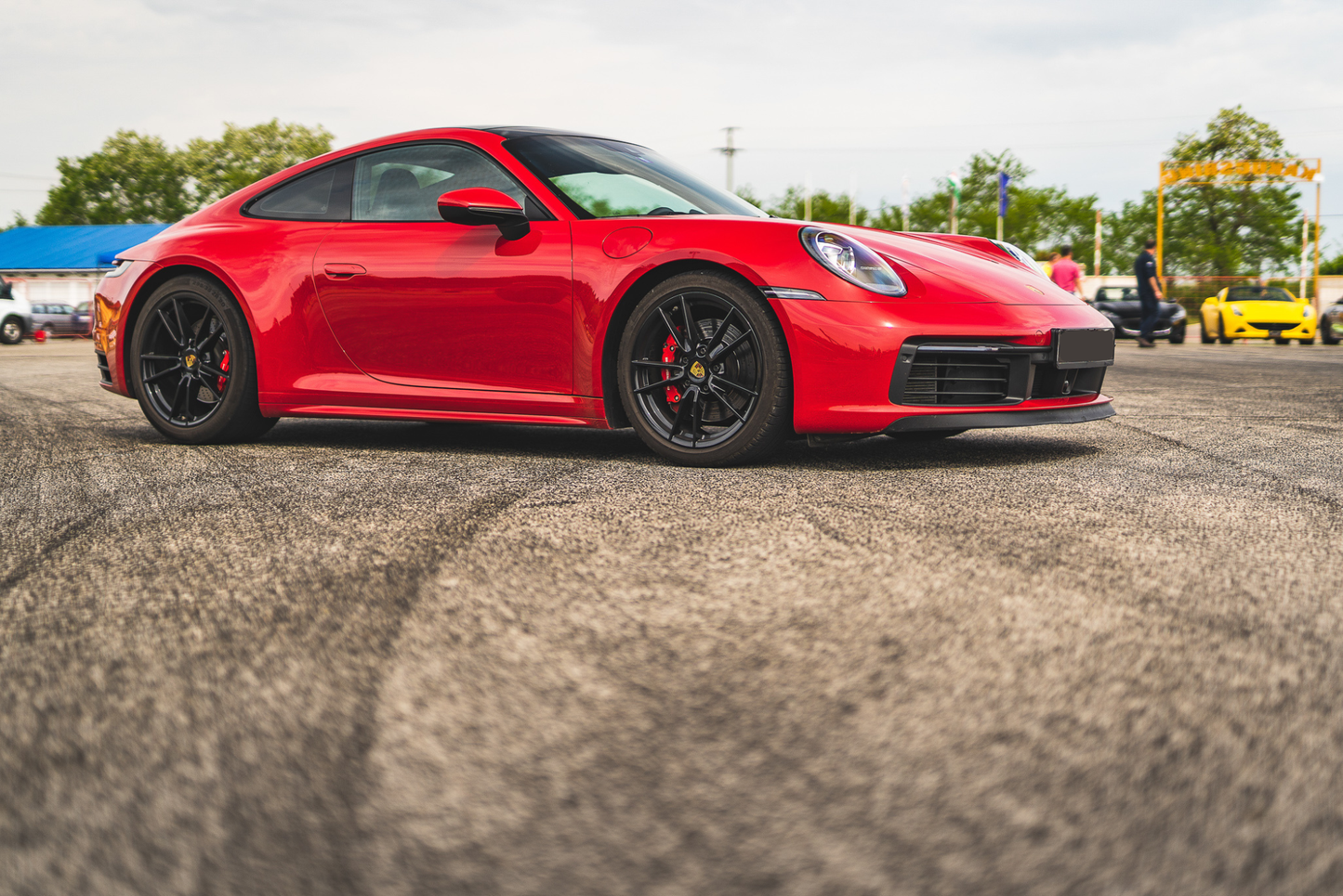 PORSCHE 911 CARRERA 4S Bérlés