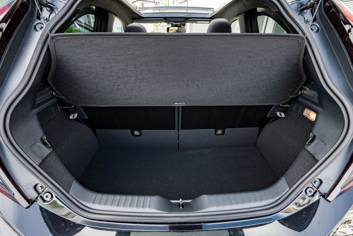 TOYOTA AYGO X CROSS TARGA JBL Bérlés