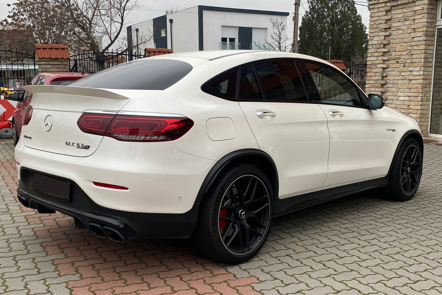 MERCEDES AMG GLC 63S Bérlés