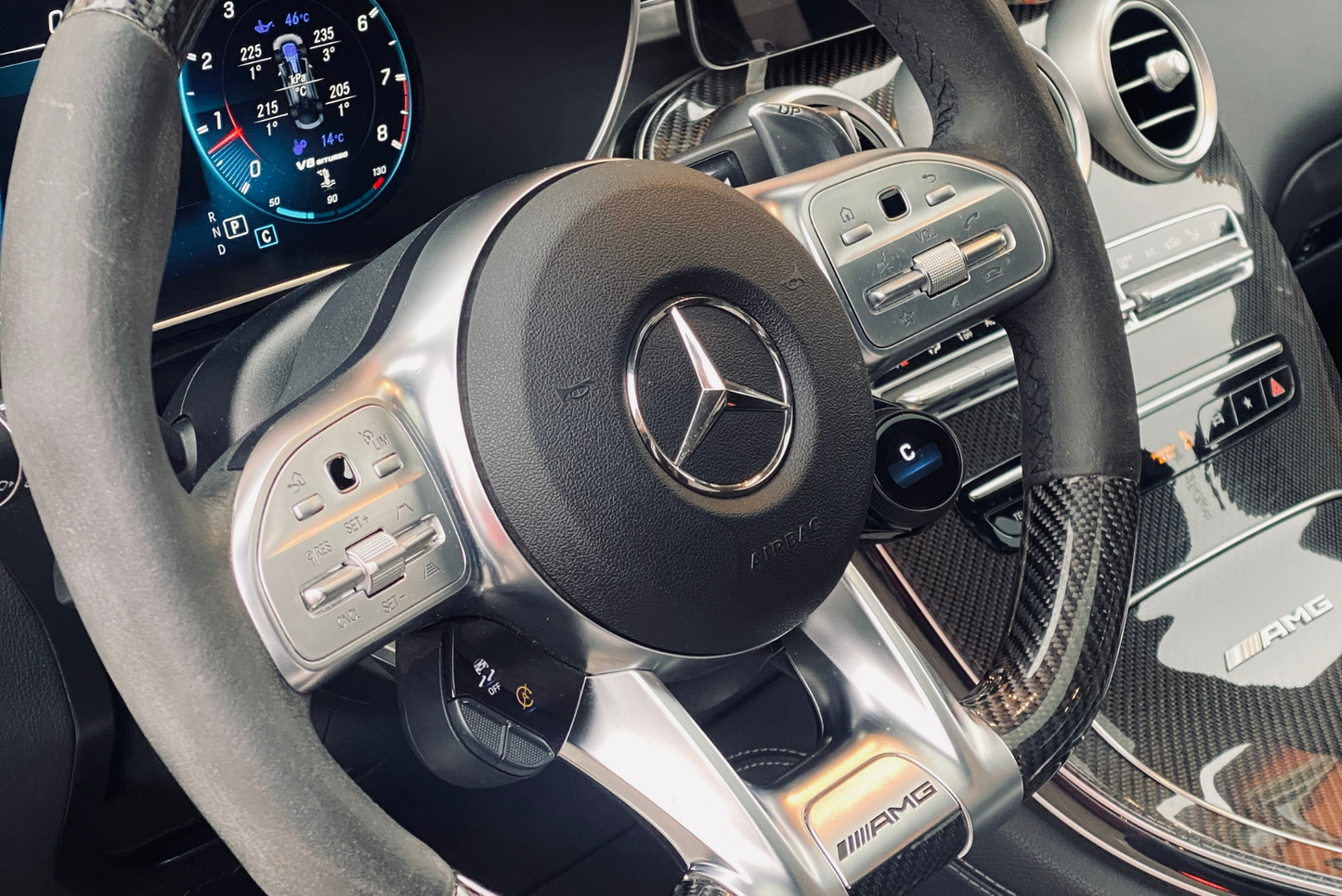 MERCEDES AMG GLC 63S Bérlés