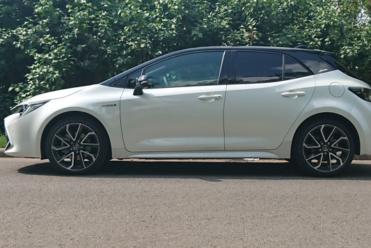 TOYOTA COROLLA HATCHBACK 2.0 SPORT HYBRID Bérlés